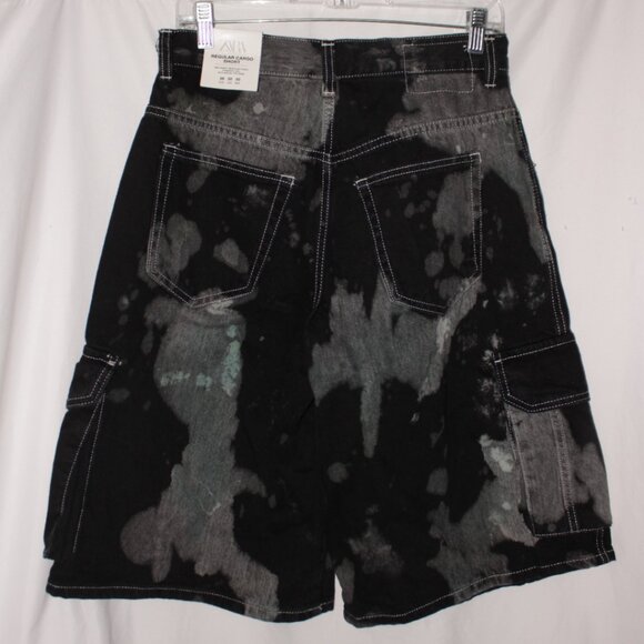 NWT Zara Bleached Regular Fit Denim Cargo Shorts Size 30 - Picture 6 of 9
